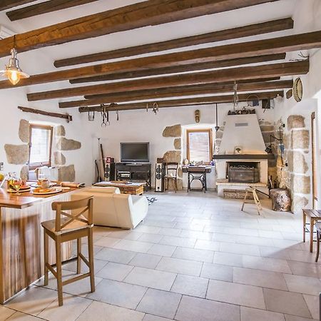 Apartments Villa Kras Krk Малинска Екстериор снимка