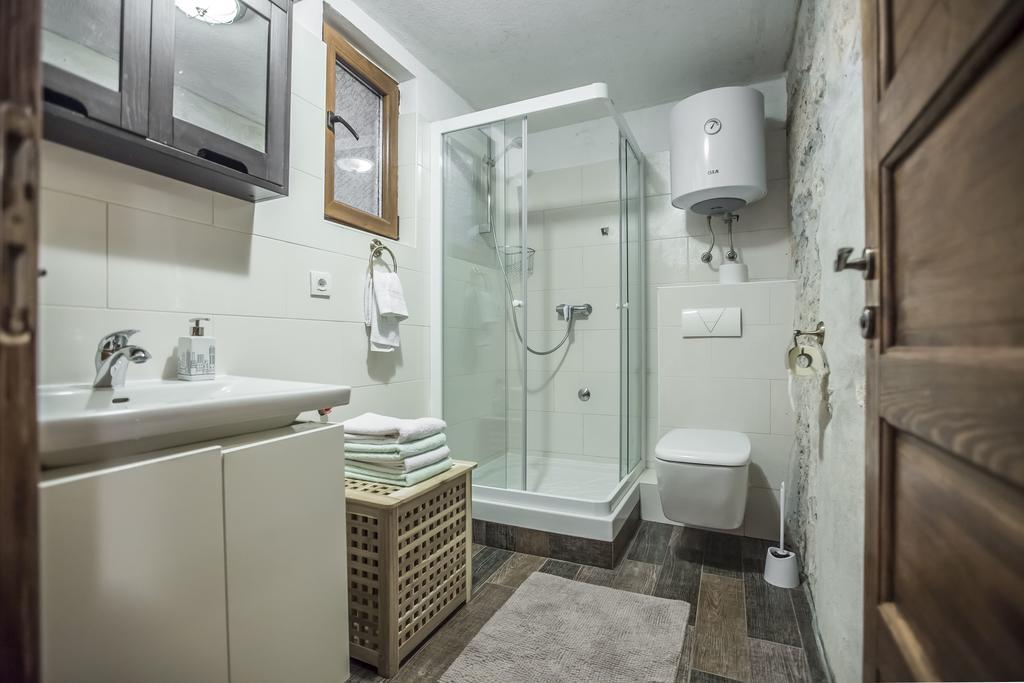 Apartments Villa Kras Krk Малинска Екстериор снимка