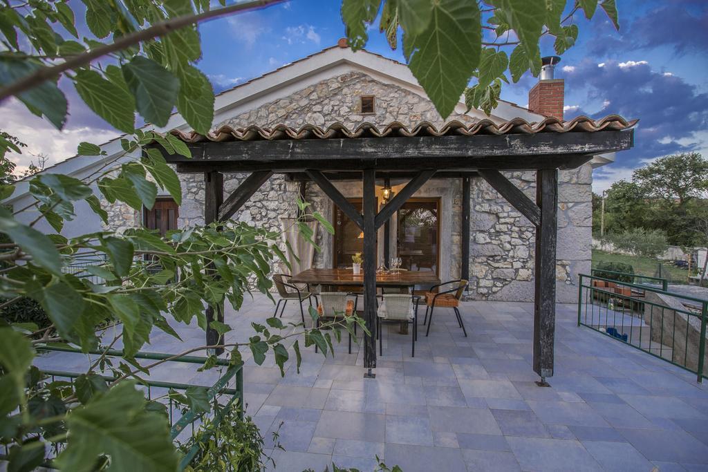 Apartments Villa Kras Krk Малинска Екстериор снимка