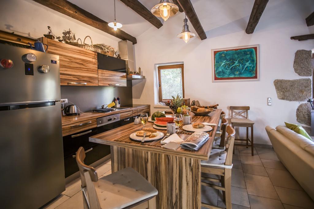 Apartments Villa Kras Krk Малинска Екстериор снимка